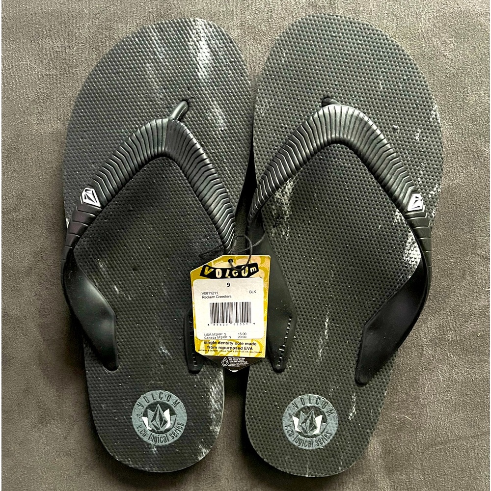 NEW☑️NEVER WORN☑️ VOLCOM Stone Wash Black & White Flip Flops X Size : 9